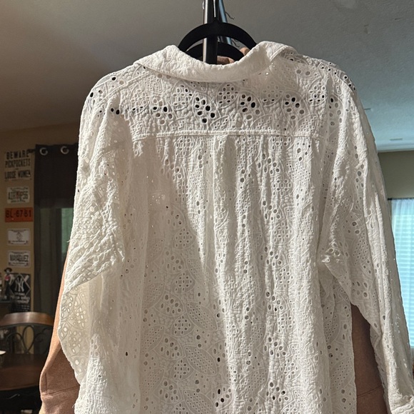 Zara Ivory Eyelet Lace Blouse - Picture 5 of 5